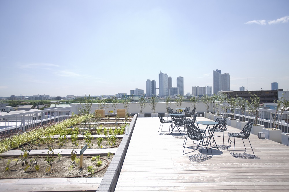 シェアハウス そーシャルアパートメント おしゃれ 東京 インテリア テラス 景色 共用部 充実